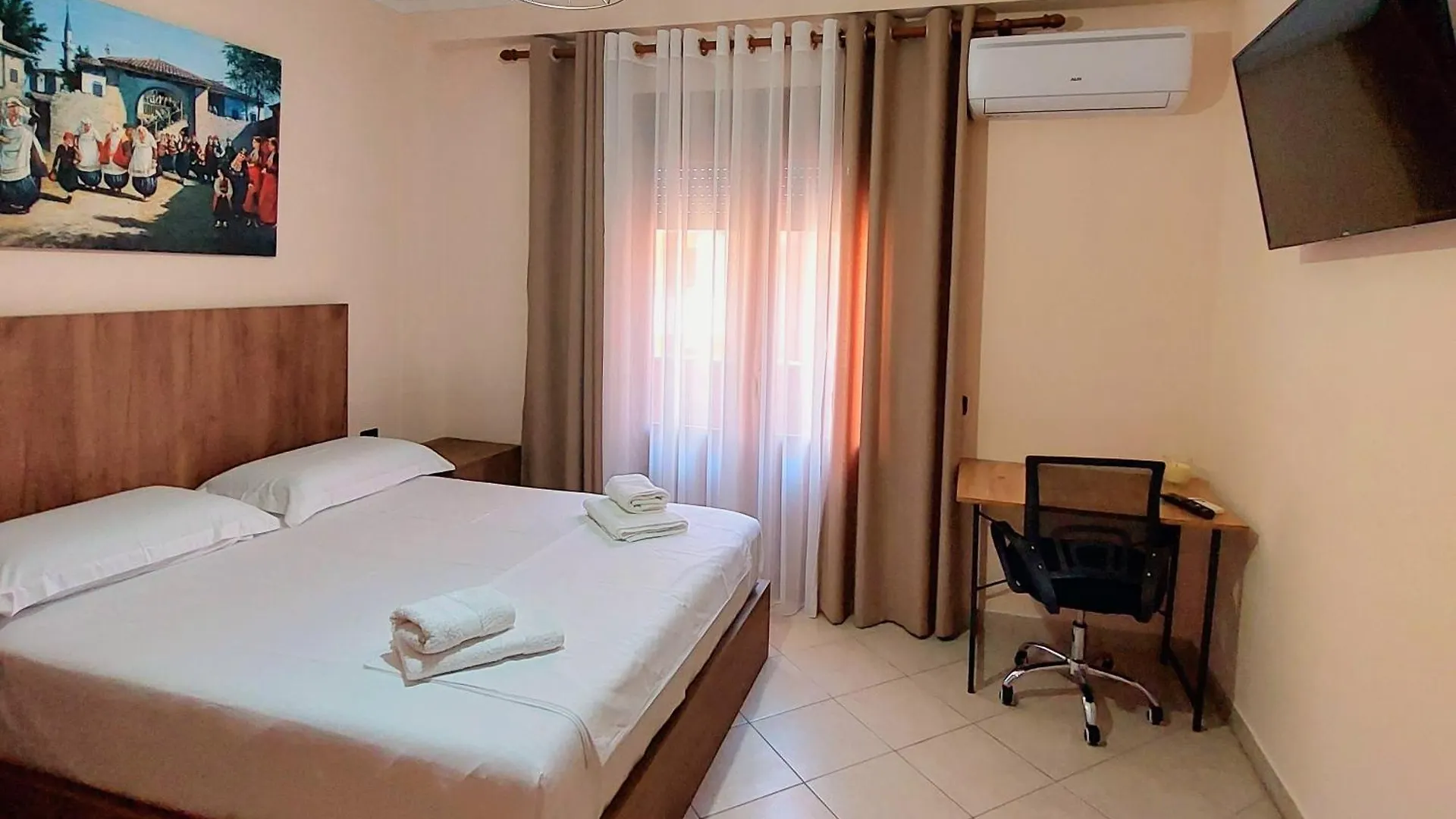 Jusra'S Apartment , City Center Shkoder