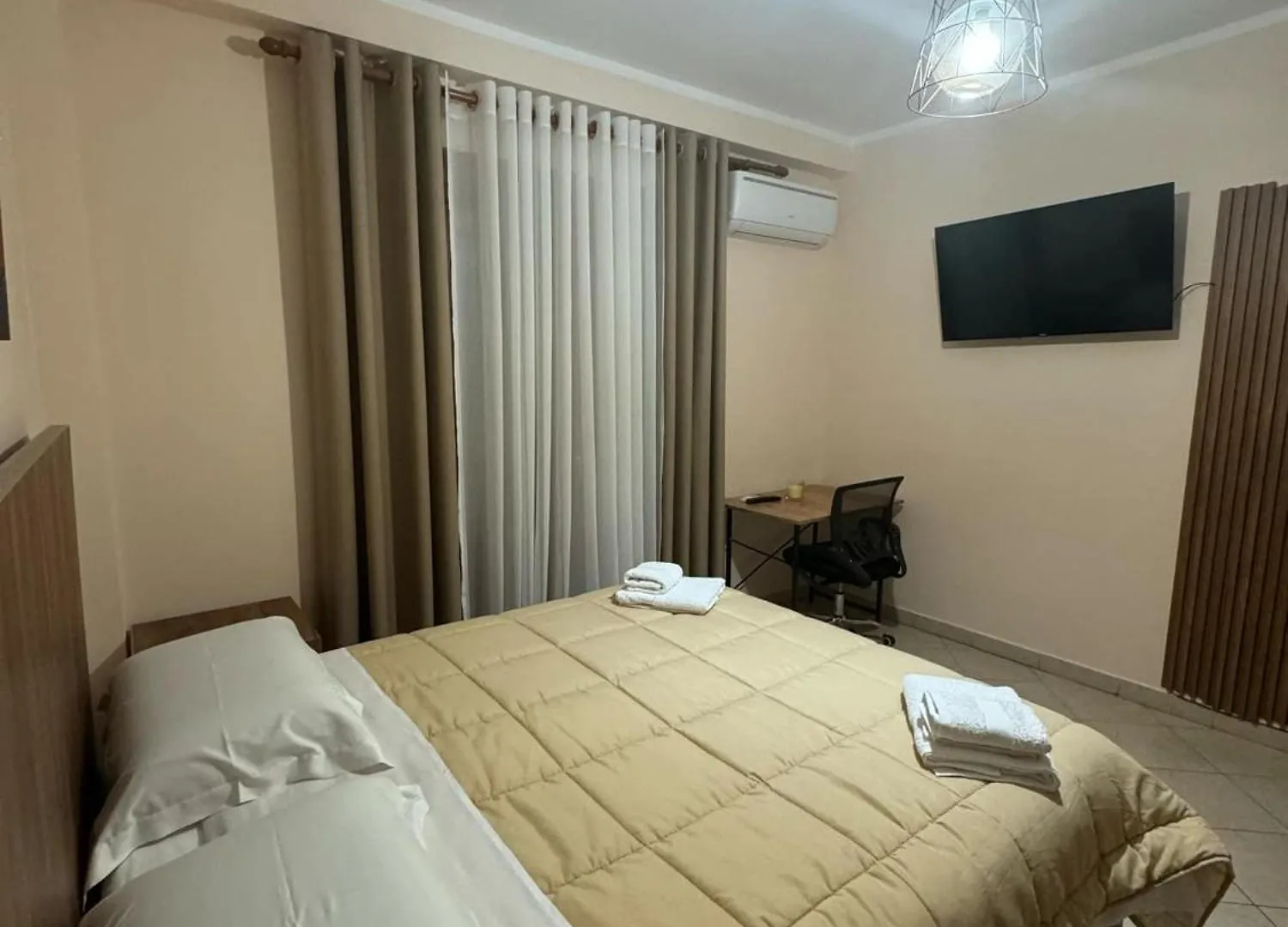 Jusra'S Apartment , City Center Shkoder